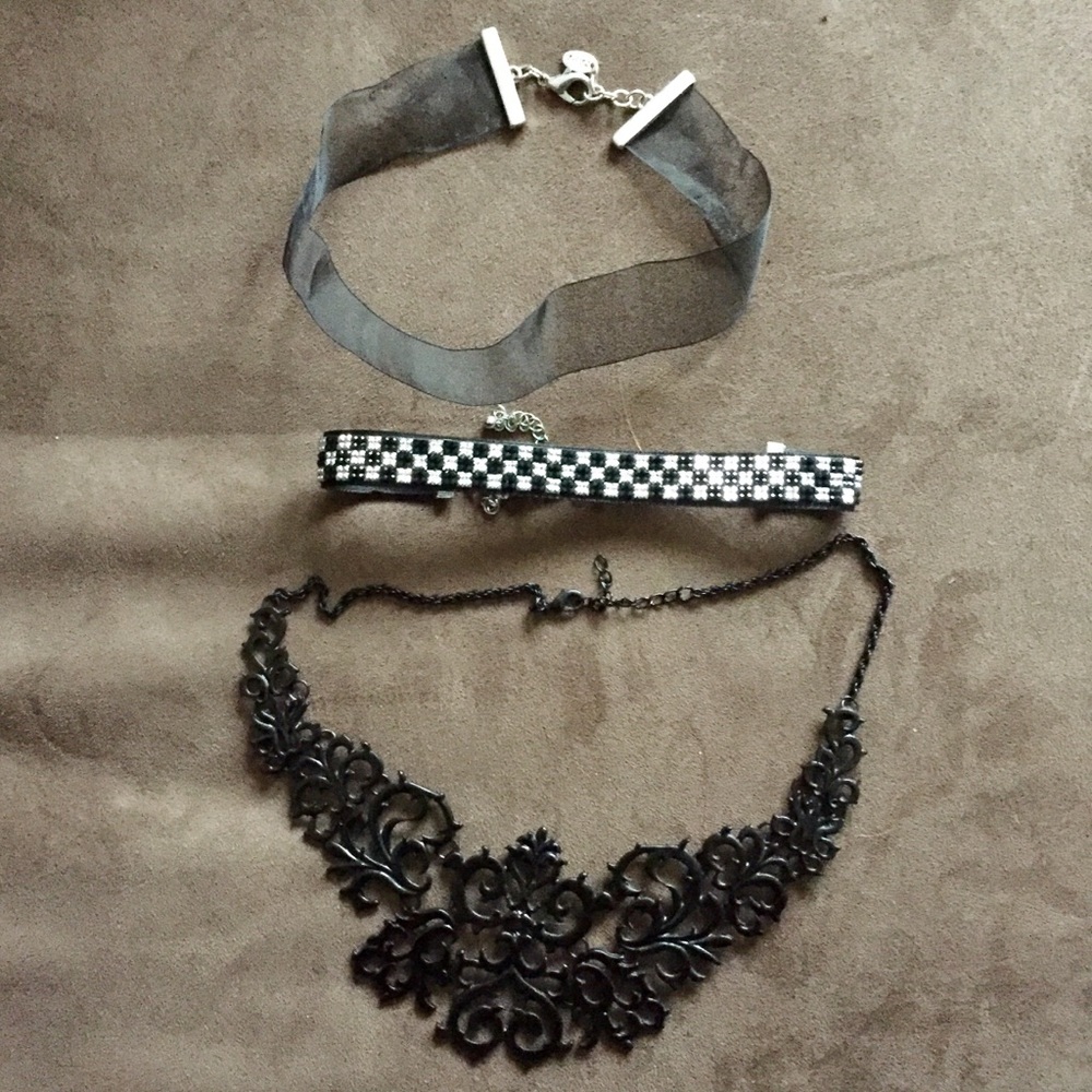 Lot Of 3 Black Chokers From Topshop Zara 11$